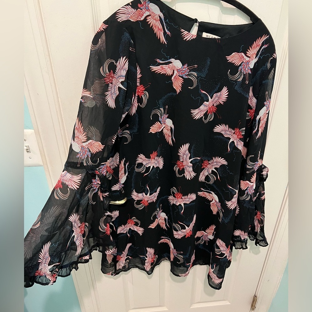 Miami Black Flowy size Large Dress